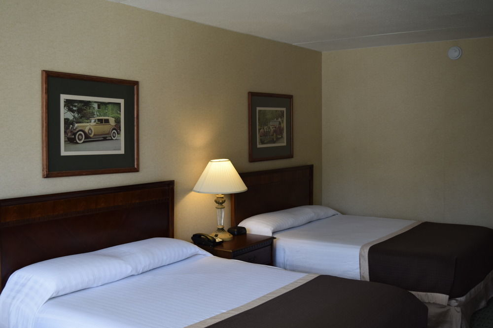 Landmark Inn Хартсвилл Экстерьер фото