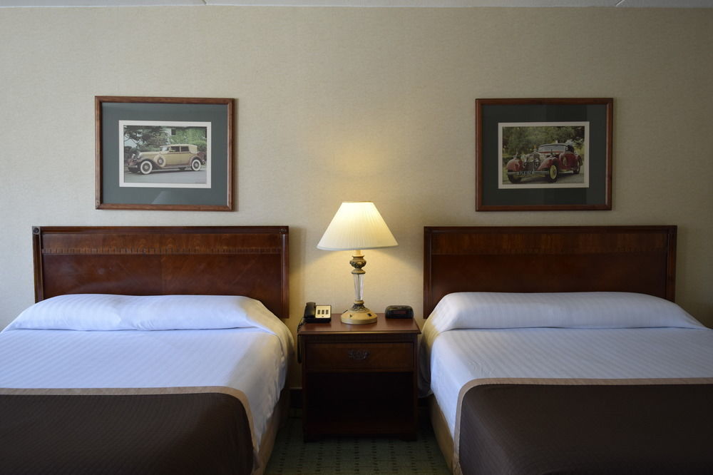 Landmark Inn Хартсвилл Экстерьер фото